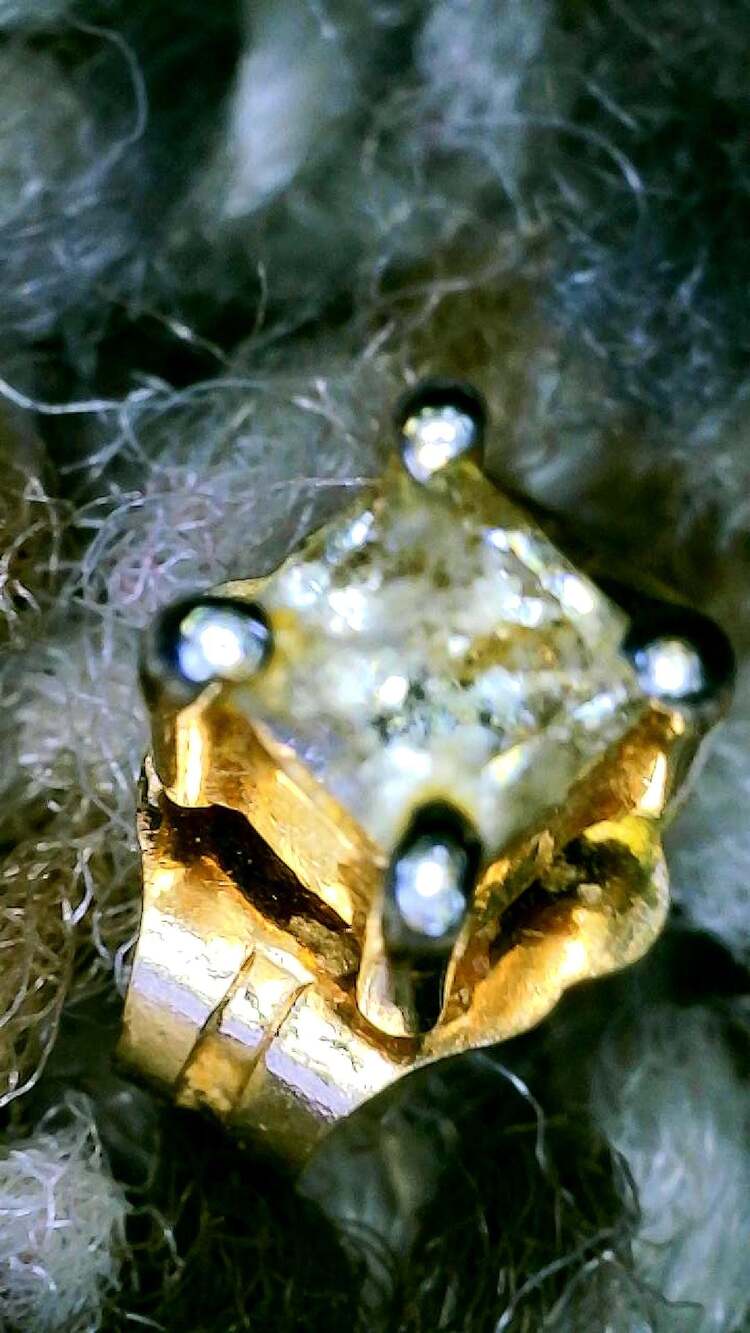 Princess Cut Single Stud in 14KT Yellow Gold (Diamonds value~985$
